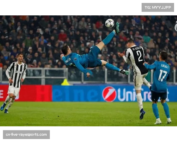 利雅得胜利4-1胜赛哈特海湾，C罗倒钩破门